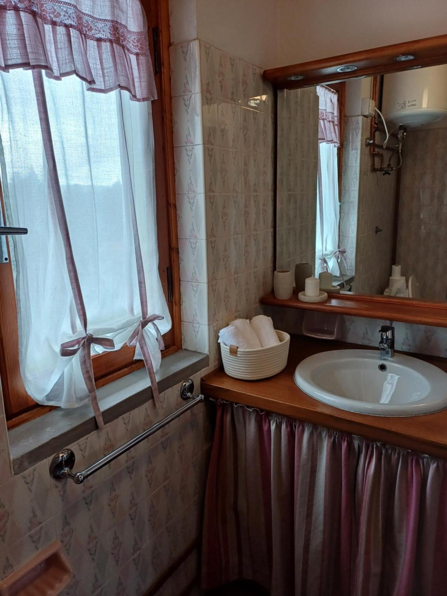 Chalet Grazia Valgiano Bagian luar foto